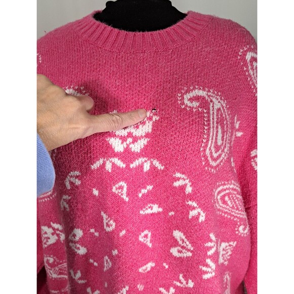 American Eagle Oversized Size L Pink Bandana Paisley Pullover Sweater SMALL FLAW - Picture 15 of 15
